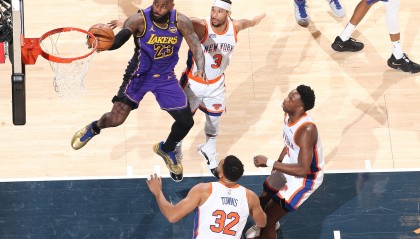 沙巴体育官网-圣诞大战参赛次数：尼克斯湖人凯尔特人历史前三 黄蜂唯一0次