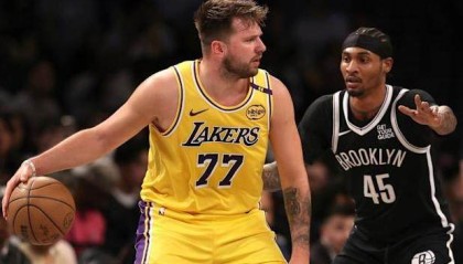 湖人连败裁判引争议！客场被针对？卢卡自责遭逆转